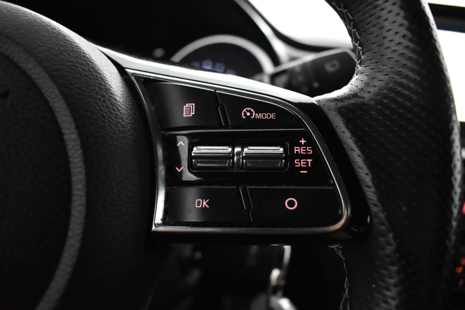 Car Image - 5CxmJdIcifhcun0UjSc66