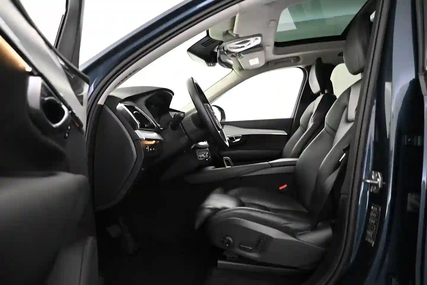 Car Image - 1seHFCUNsd8Lp5iFuBeKLv
