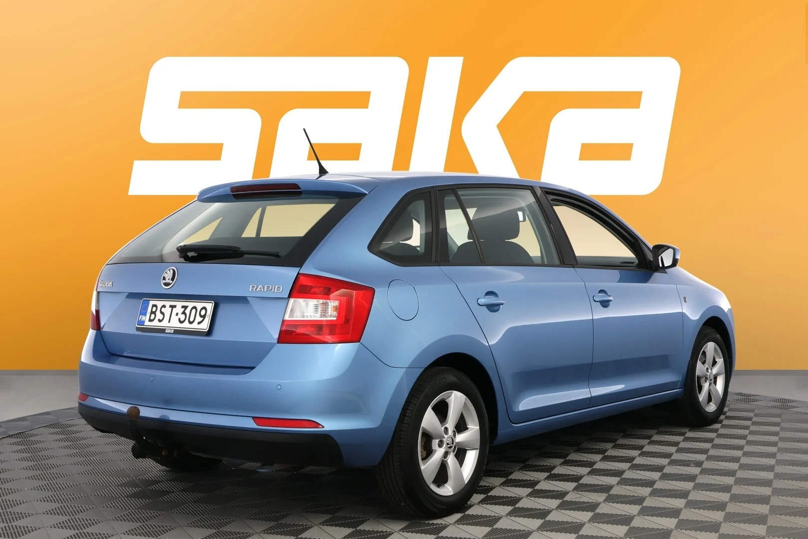 Car Image - 3ncN4e7W3SCOA7rIabWznN