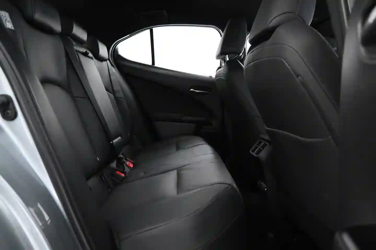 Car Image - 57RzJlh4rqDrkHnAkrcz8n
