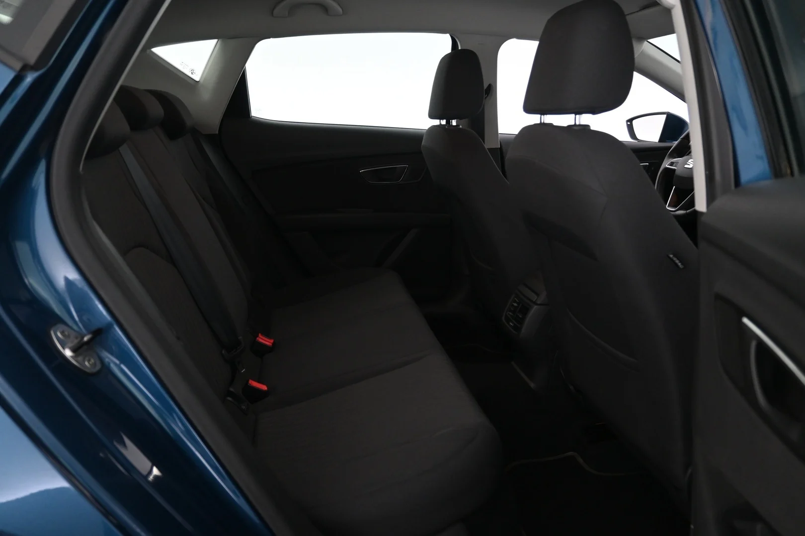 Car Image - 3QqV2l0OtYVU2P5gEJf3ug