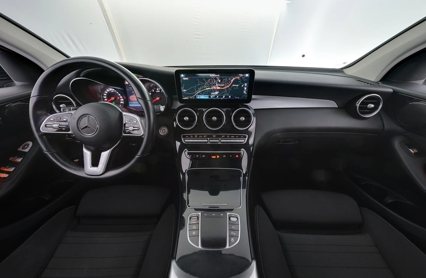 Car Image - 4vAHiGUG72LpAgkBj7Vr2d