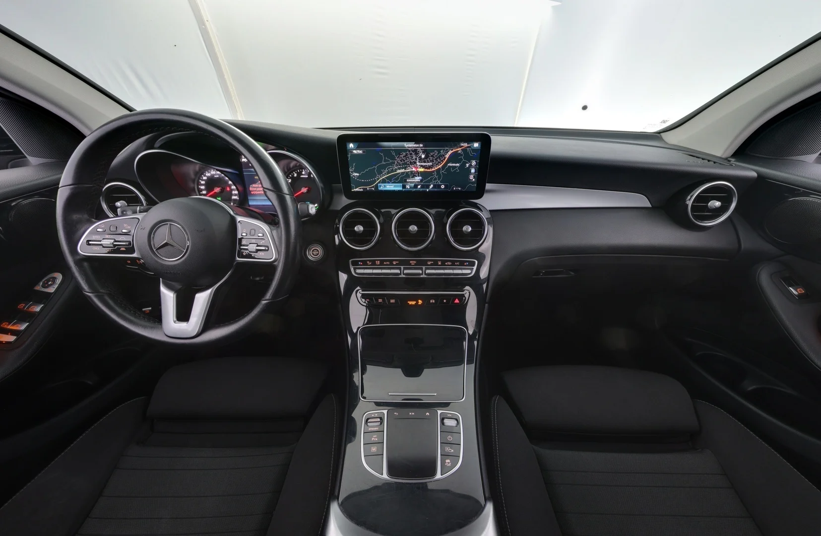 Car Image - 4vAHiGUG72LpAgkBj7Vr2d