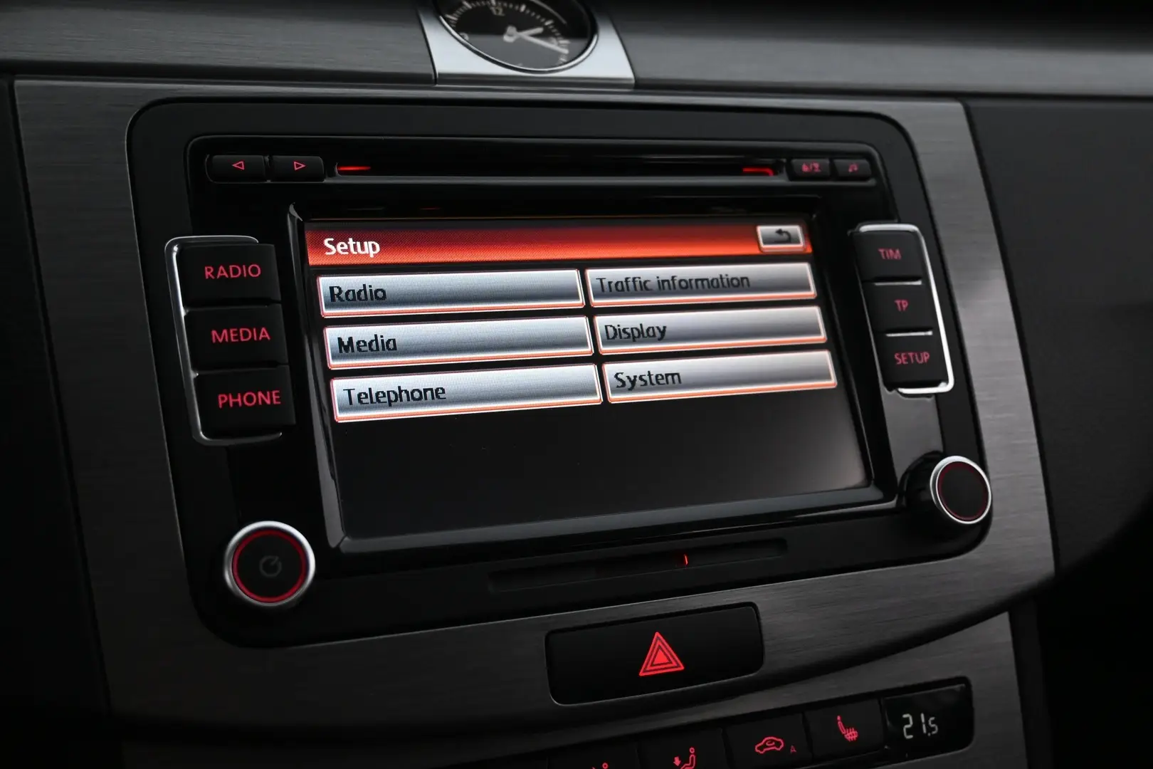 Car Image - QJYxnzYCuUiD9bzQGnQhi