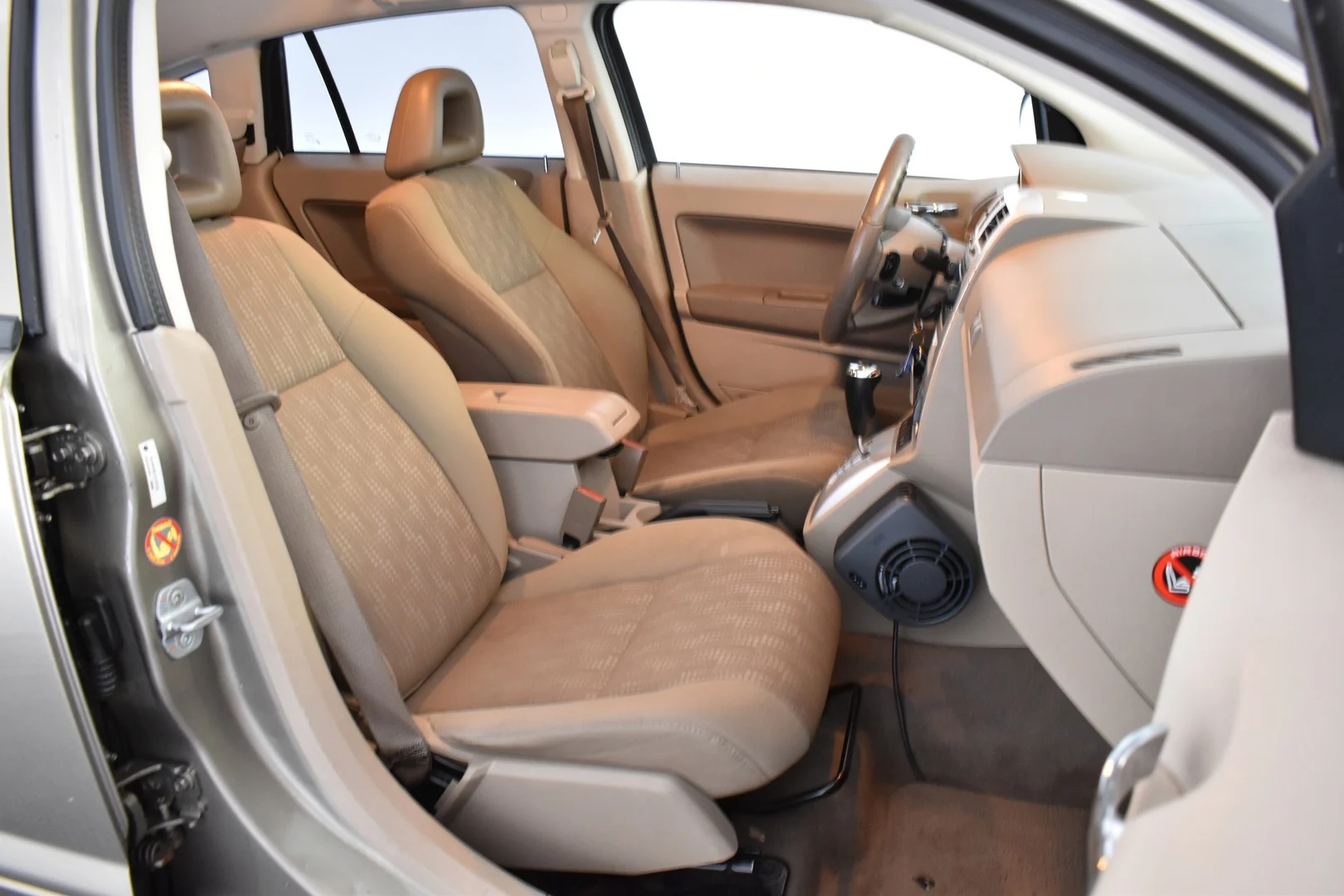 Car Image - 2UIpGZz7AIjl3mT7b8yJsr