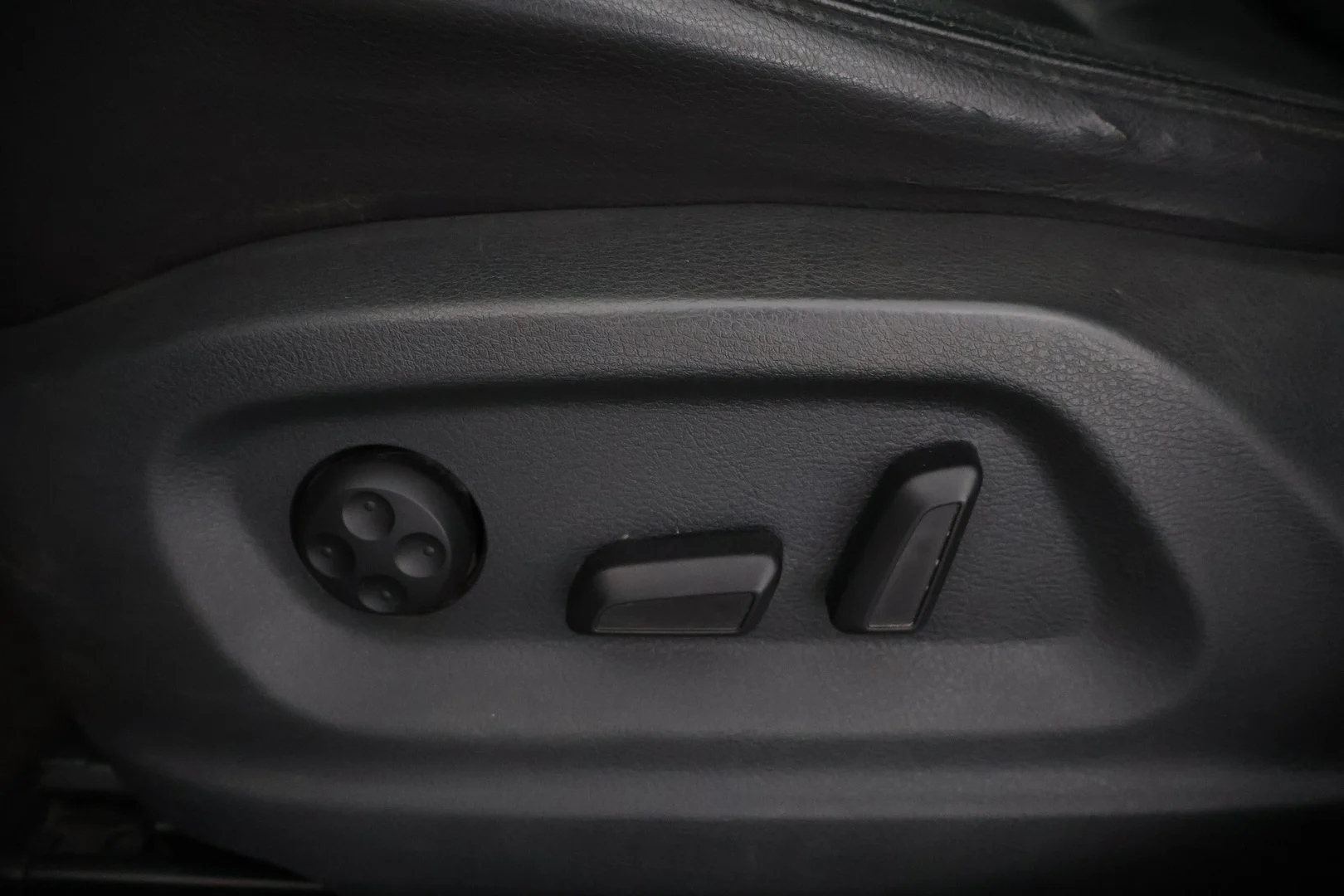 Car Image - 309mnchTk2vuSPaSA9E93