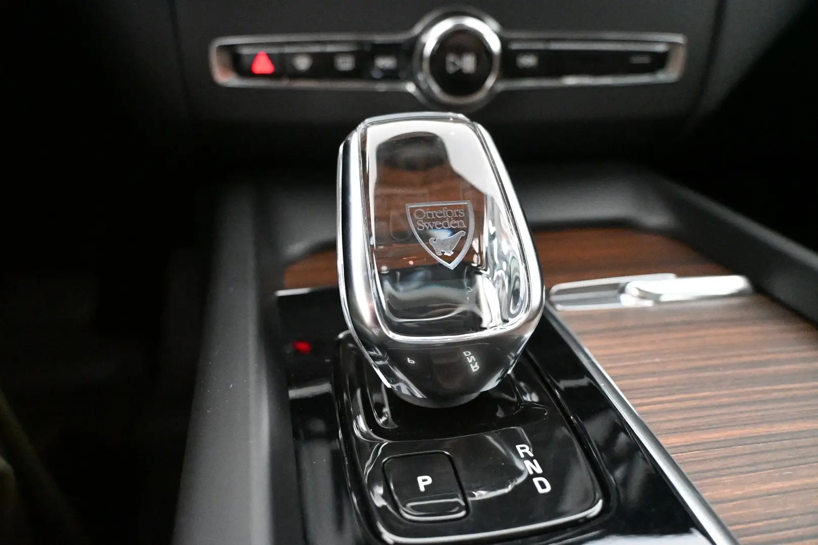 Car Image - 1MlQn8DsFCXD1x4hMzlZZk