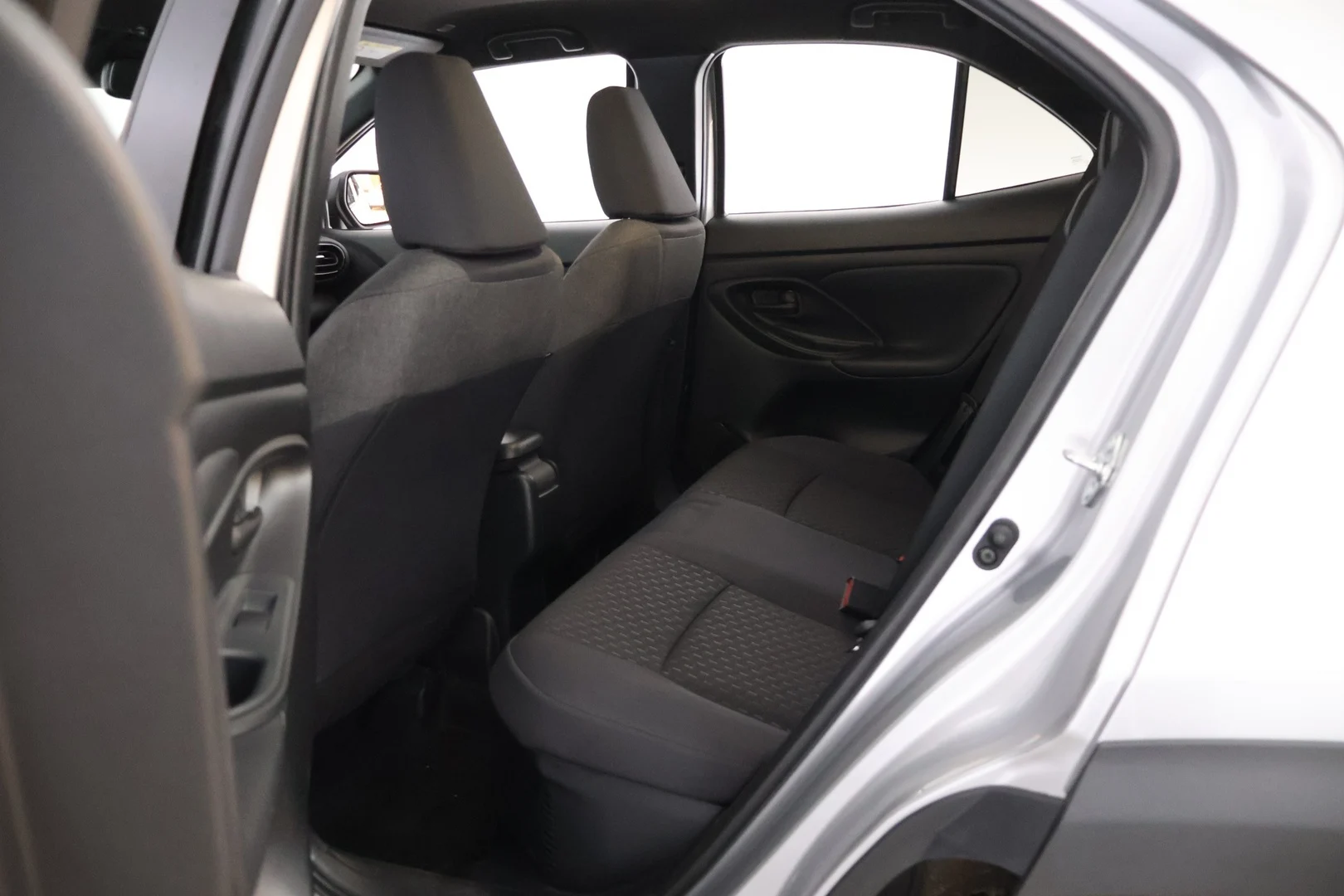 Car Image - FxlBn659bDrqEHCiySxQz