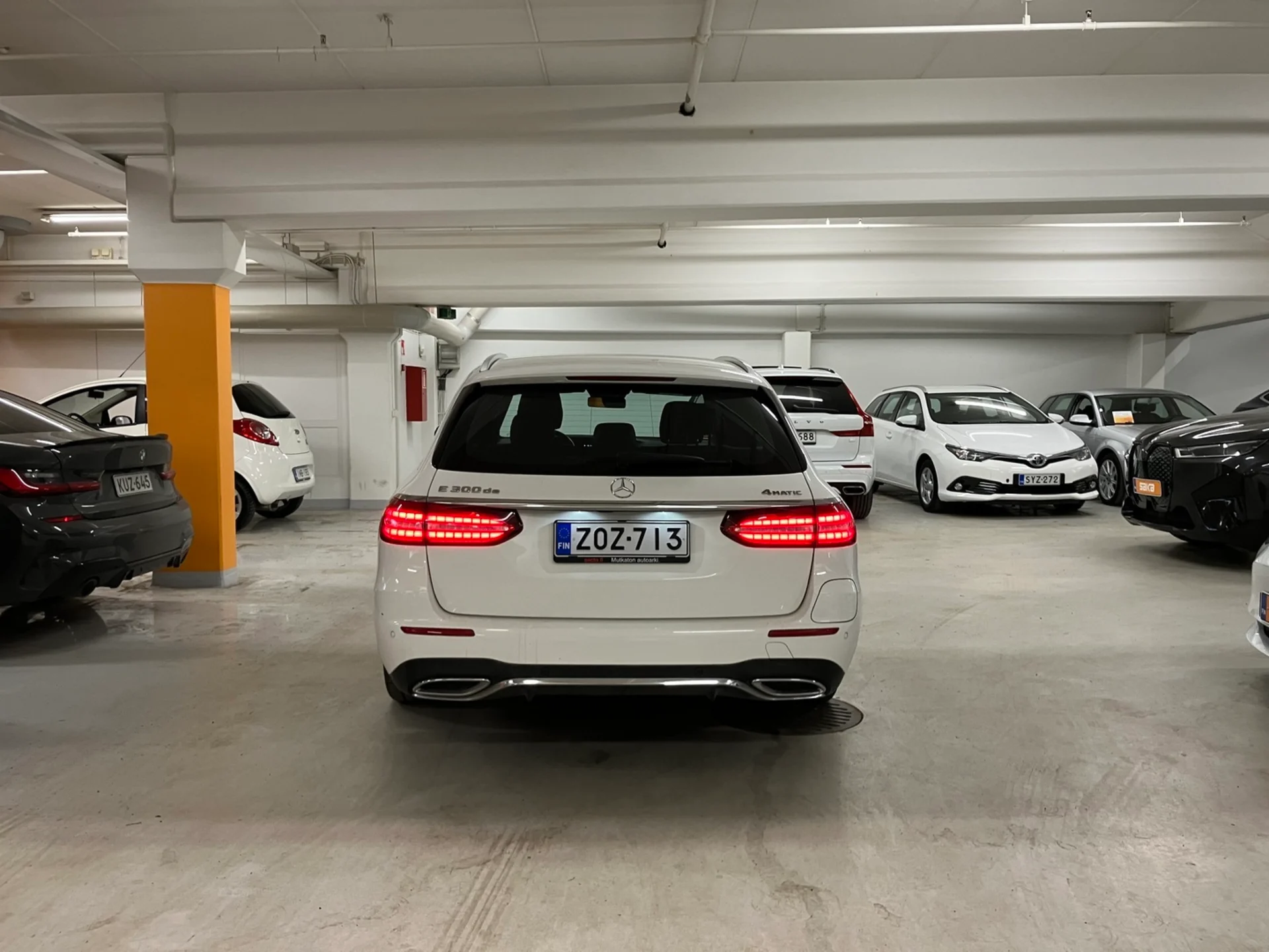 Car Image - 42P0MiZ3lNhNdKOLF01VMc