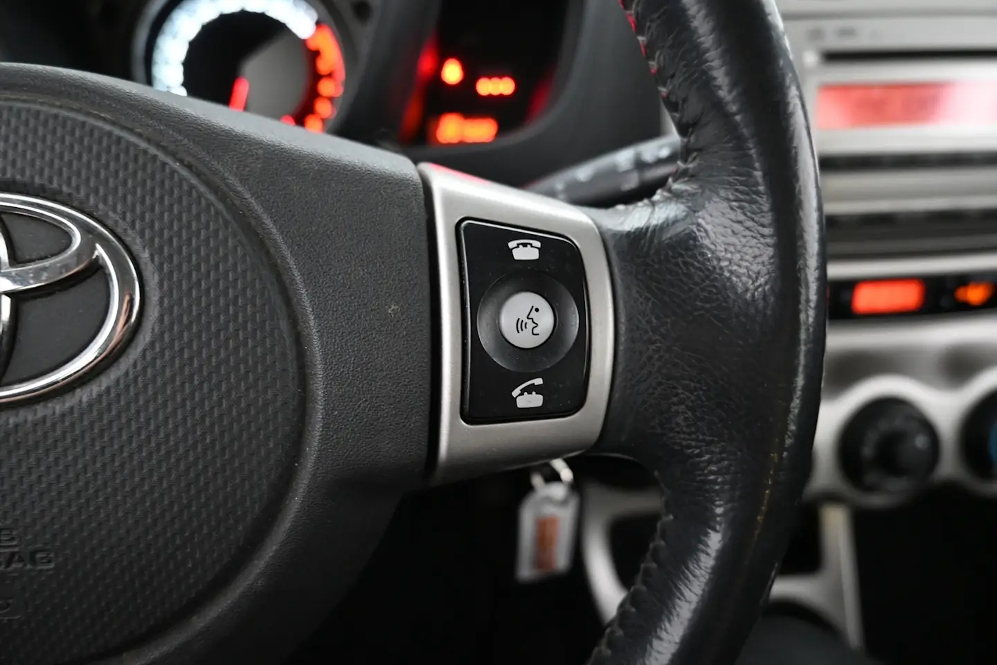 Car Image - 5QOaGqkAD7yz6yb10UBwcn