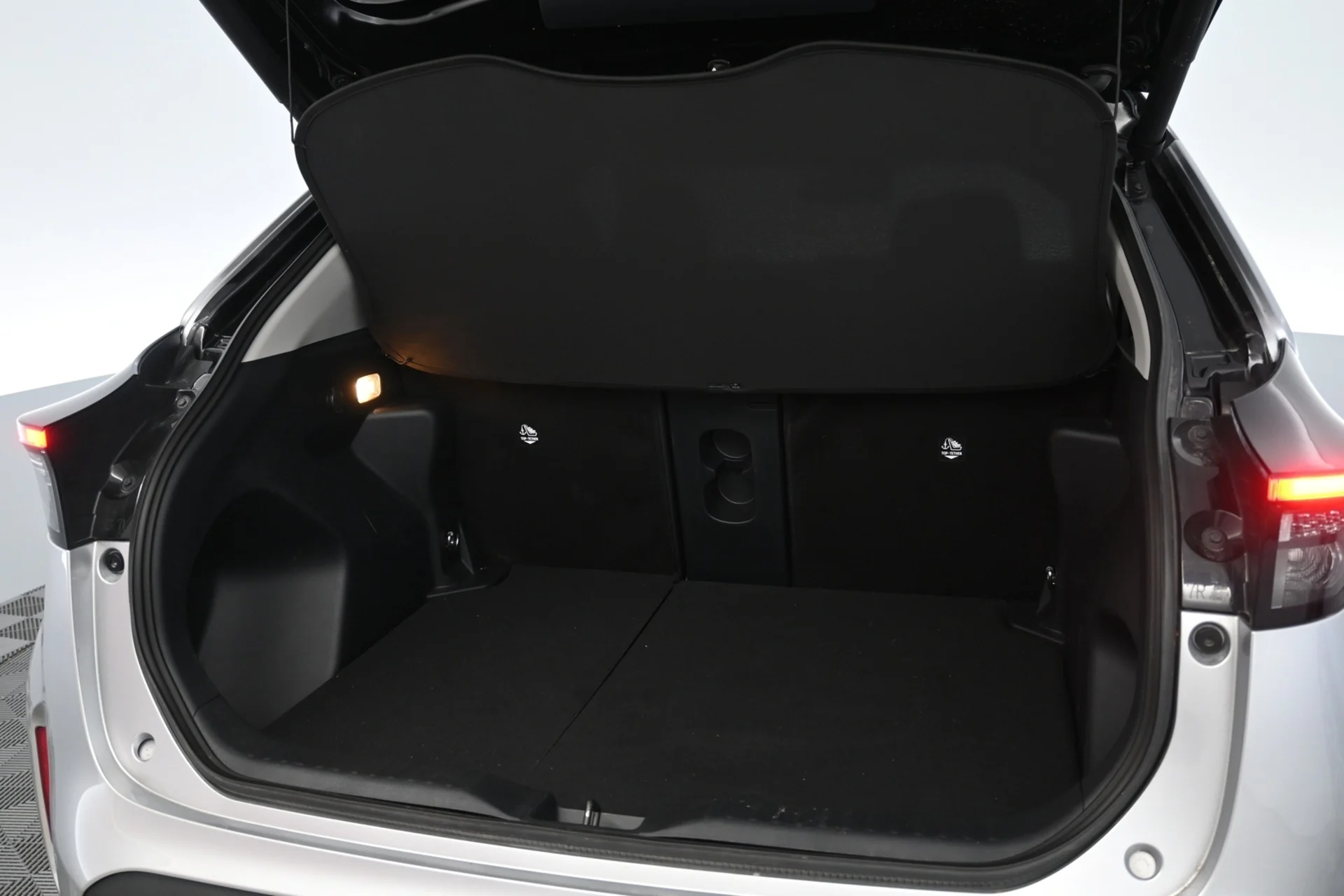 Car Image - 4T10aQh4bjSxNq5n50uB0Q