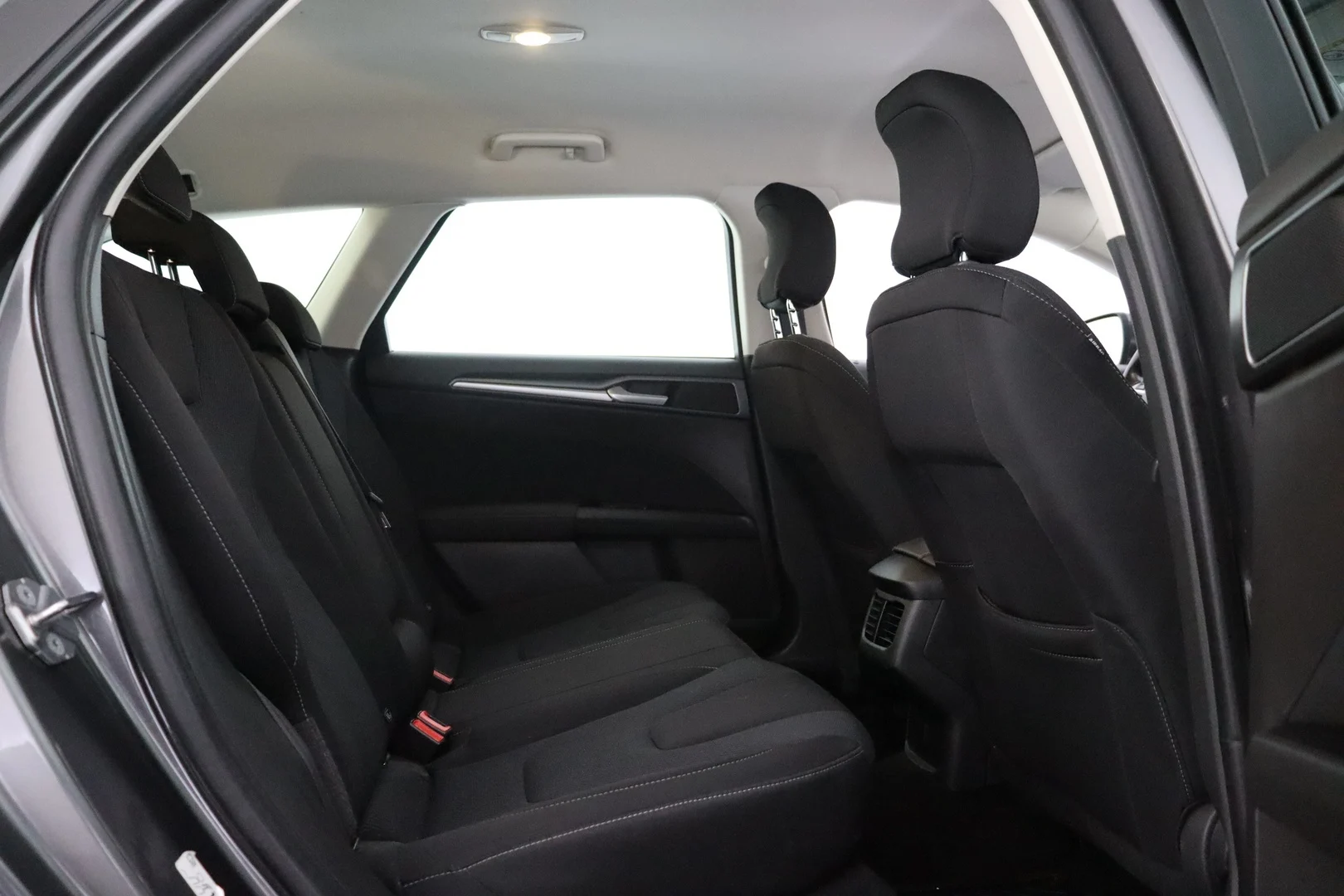 Car Image - 3SvFqgxcf7Af92TDZ7NOfj