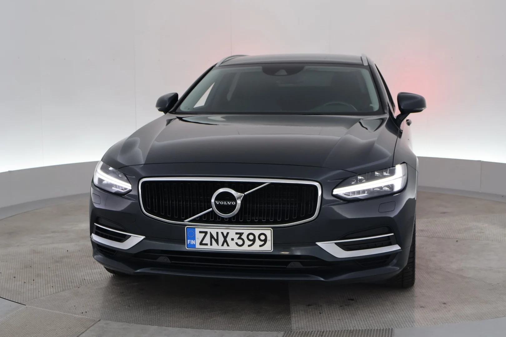 Car Image - 5pYcZLHqQvjZT1u6wNxLDa