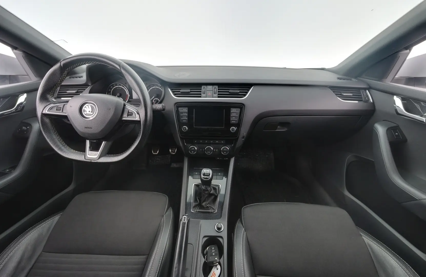 Car Image - 1iMGiOi64IOoItFpOdFaXy