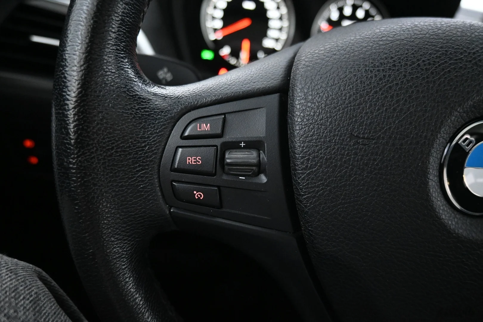 Car Image - 55CdGyZT6MhnVk3otykYK7
