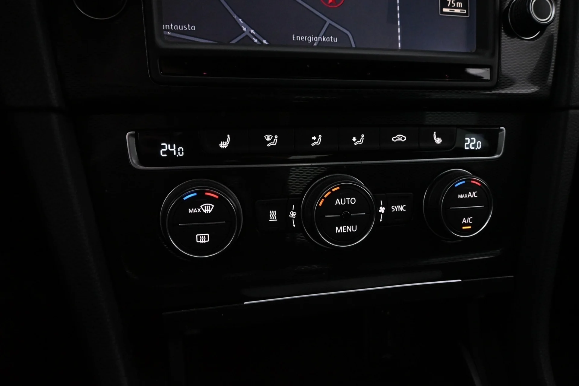 Car Image - 3qFSzPUPSxeSyRX1noyrBG