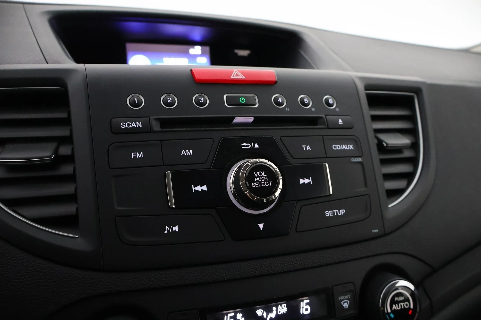 Car Image - nMoSDlS1Oppl8AF4fErnb