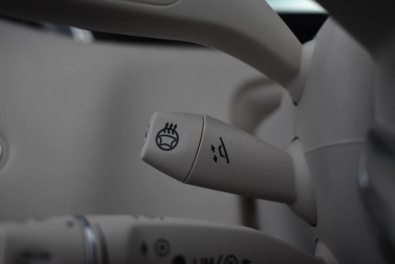 Car Image - 74tbtdTmXv75zwhlno32fJ