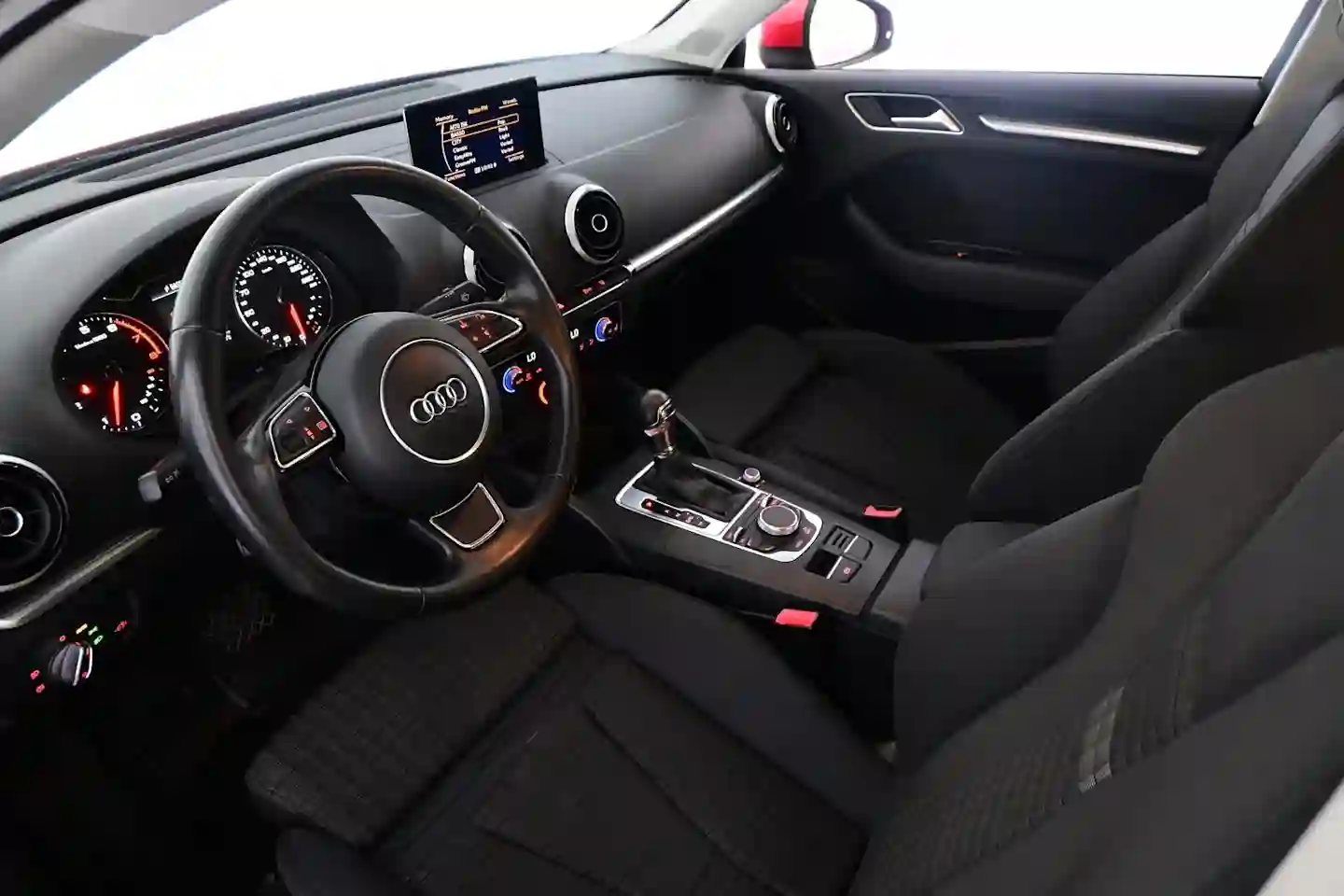 Car Image - 34mVSJTSLluSw5lxdEOEtU