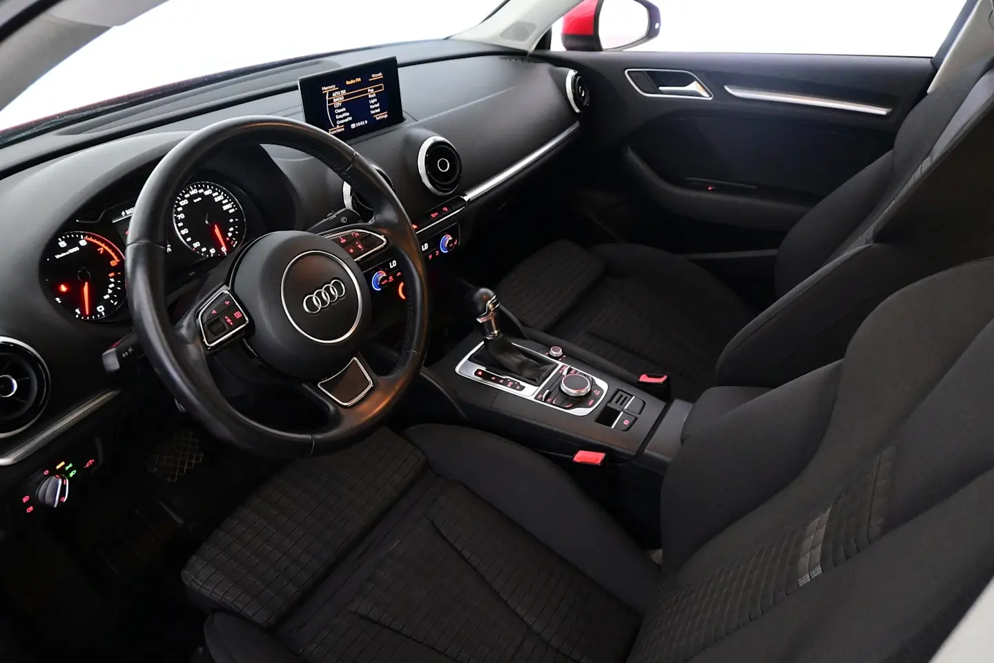 Car Image - 34mVSJTSLluSw5lxdEOEtU