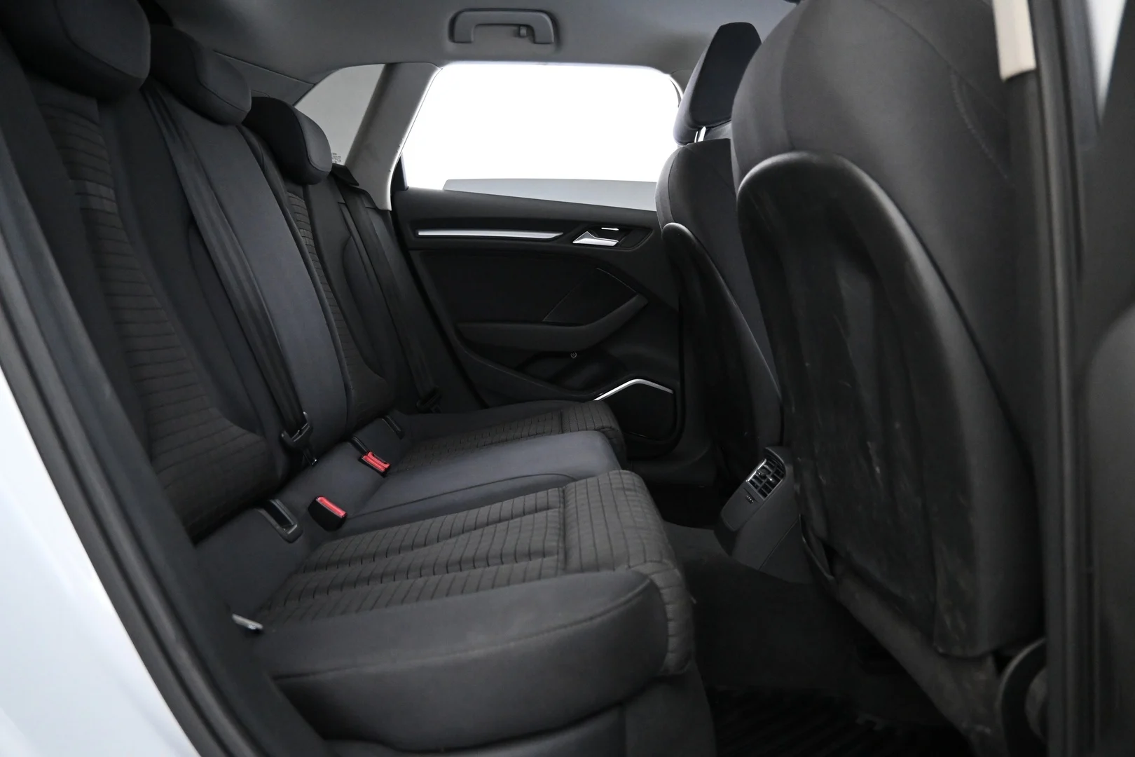 Car Image - 3vqlP0IzR5Zgzn5qOzUBla