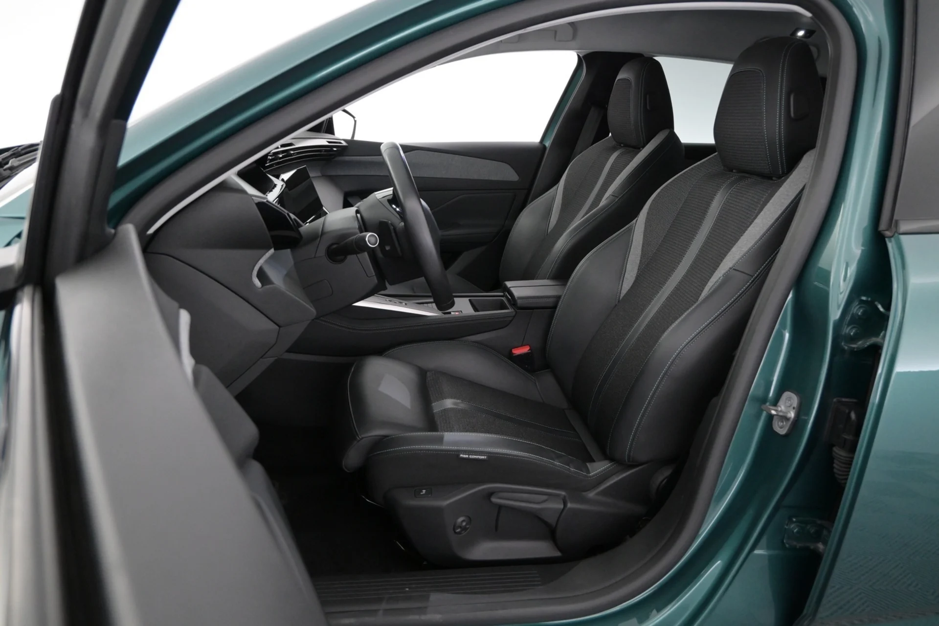 Car Image - 4JCa8KSWuYrdQiamtEX45C