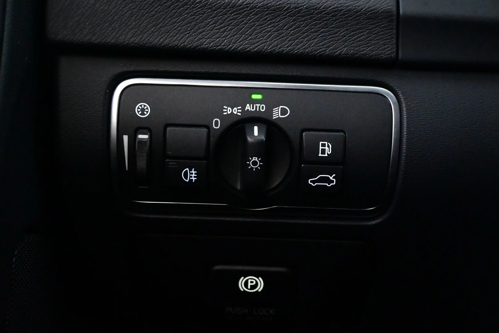 Car Image - 1FXBA6komp0abiQGJRGC3i