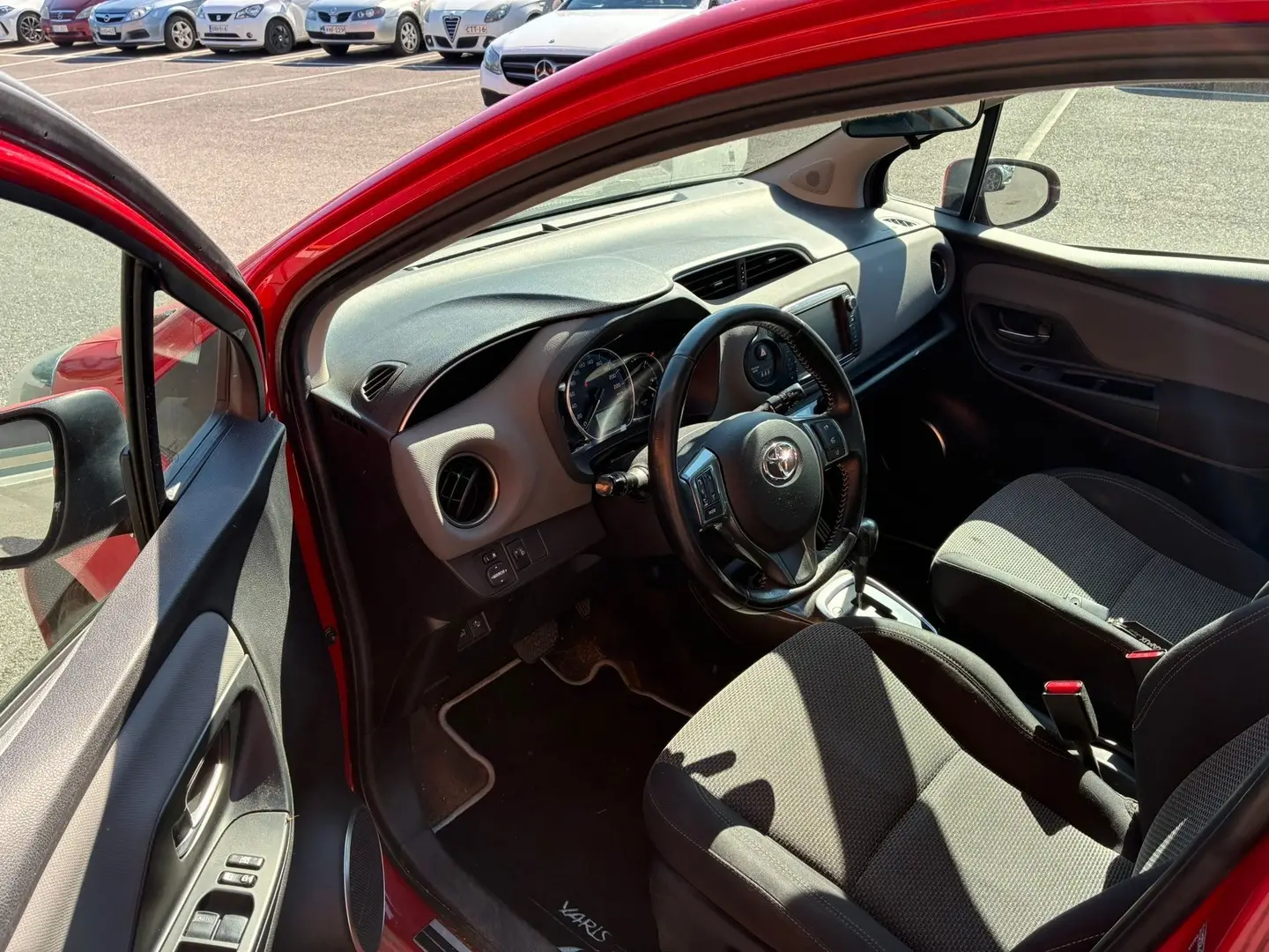 Car Image - wXYAm1J7mGsXKq1dewJQ9