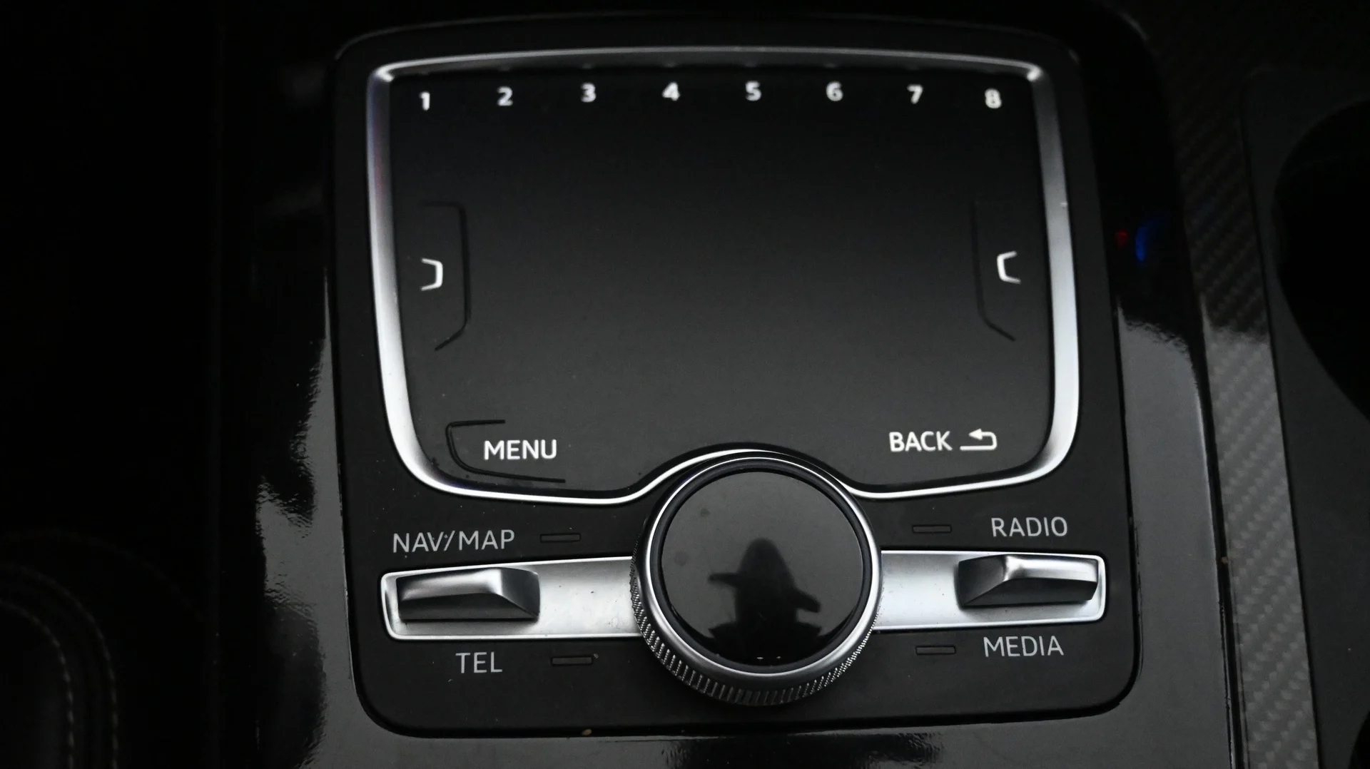 Car Image - 1vLLg5DmZhLua9471nlCyr