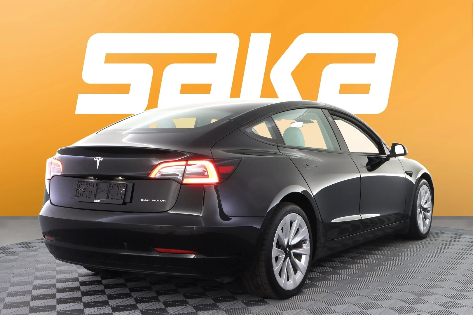 Car Image - 4TVkLuErPsm3y9YLV6Nelw