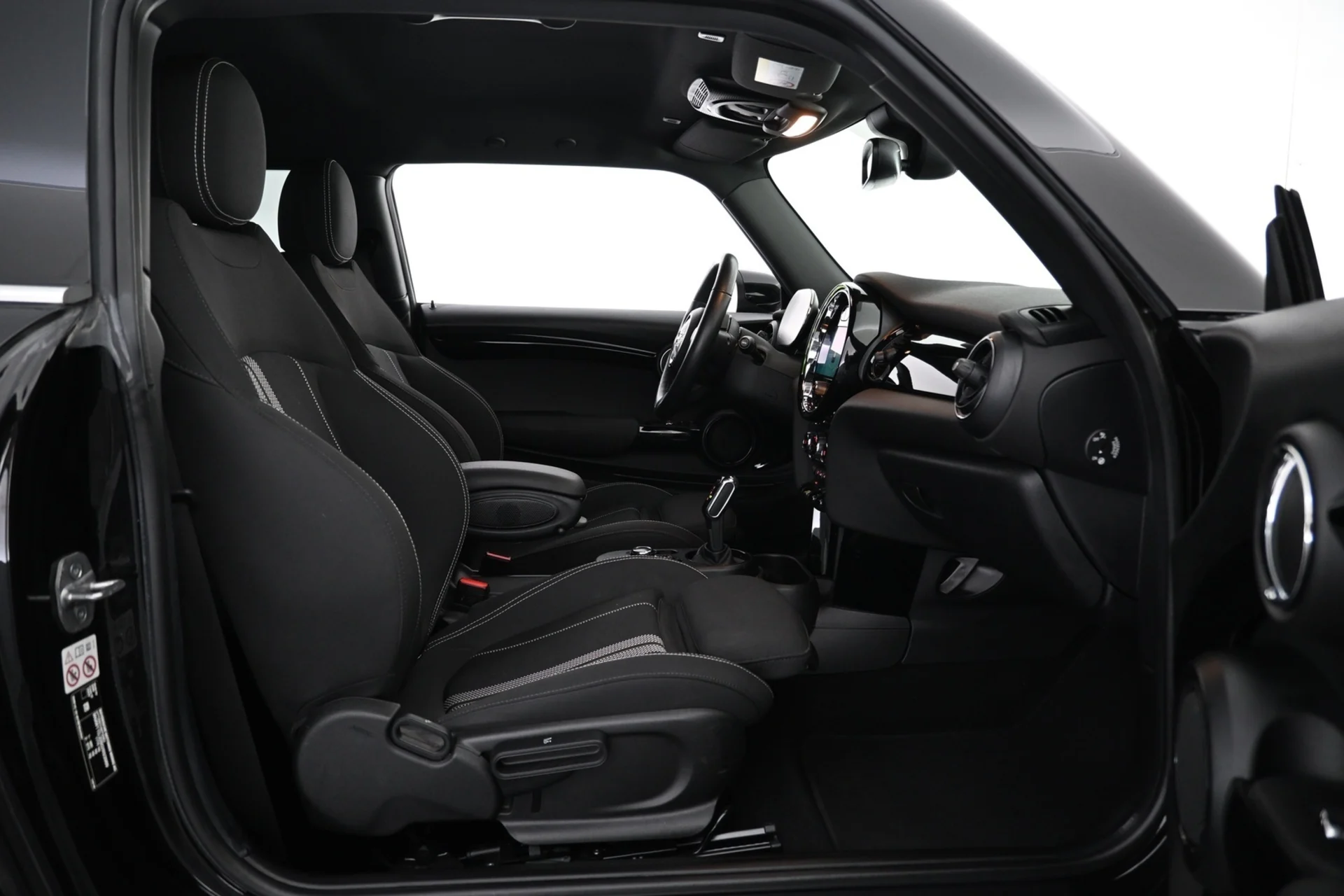 Car Image - QUfjnXCAiN4BJPRDi0fZ9