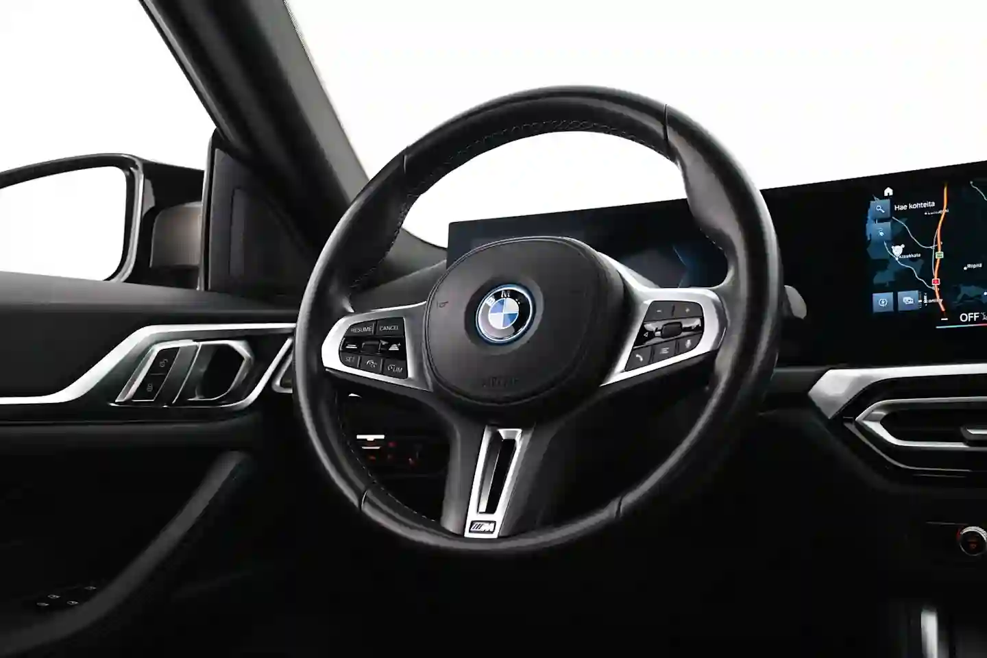 Car Image - EtpRJMCW7riWQUi1K8dD0
