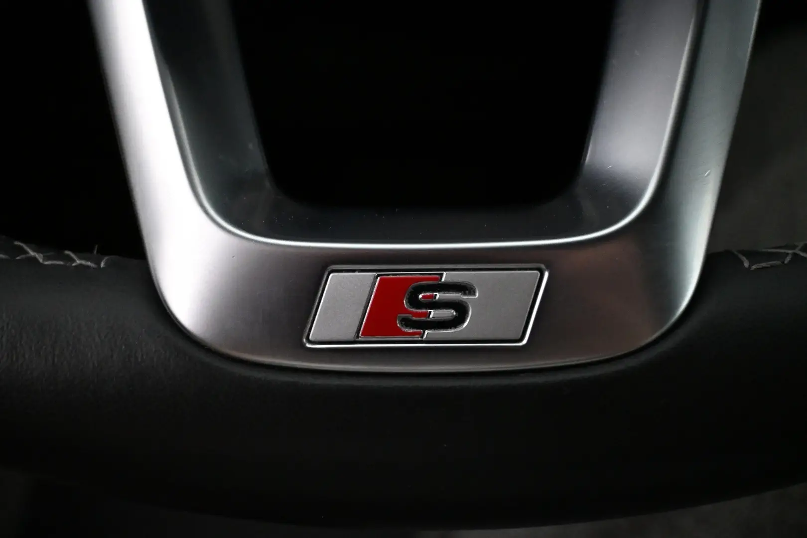 Car Image - 1tMMgqextXhzjJTascc7JB