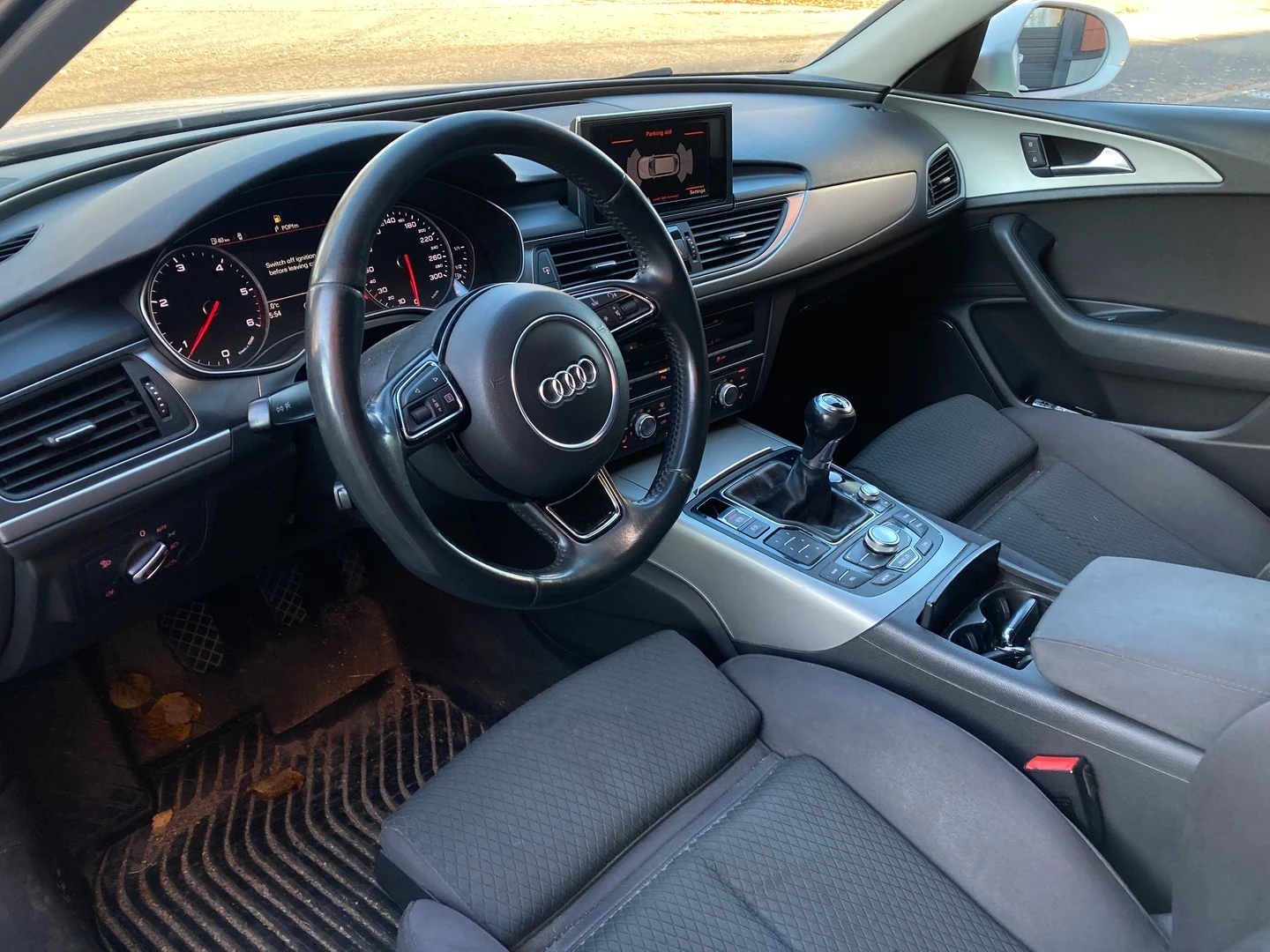 Car Image - 1EsIUXUJhllTDogDlGxk7s