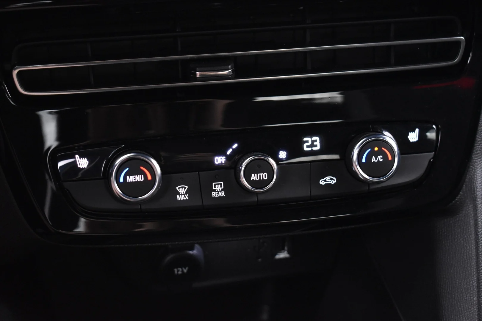Car Image - 7vgLuoUfPqdP2bYsSUDxRs