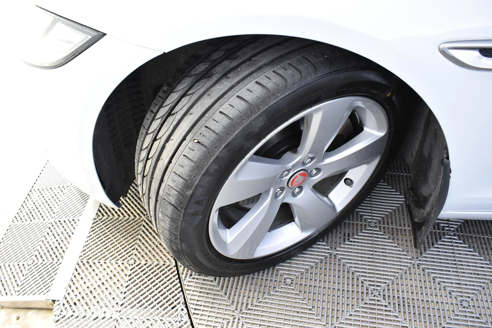 Car Image - 6A8rH248eLAH2W6Z7UYvFK