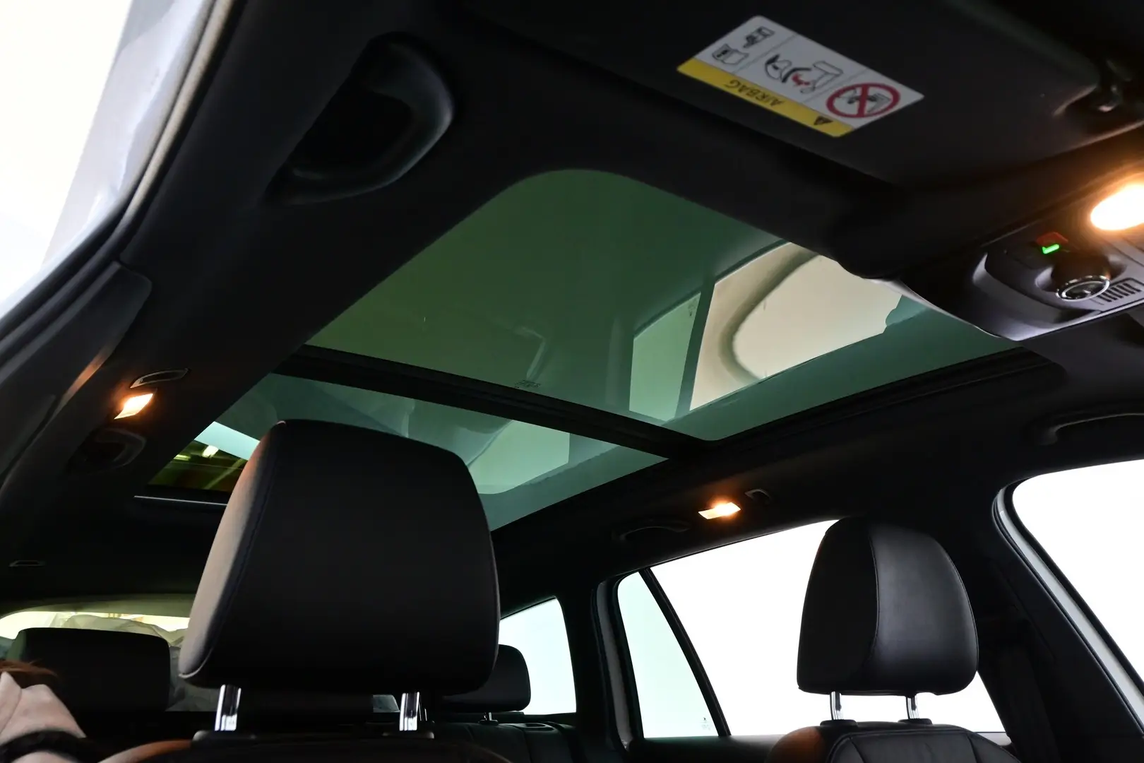 Car Image - 6LrKMFi4wGZUD7guYhlAtU