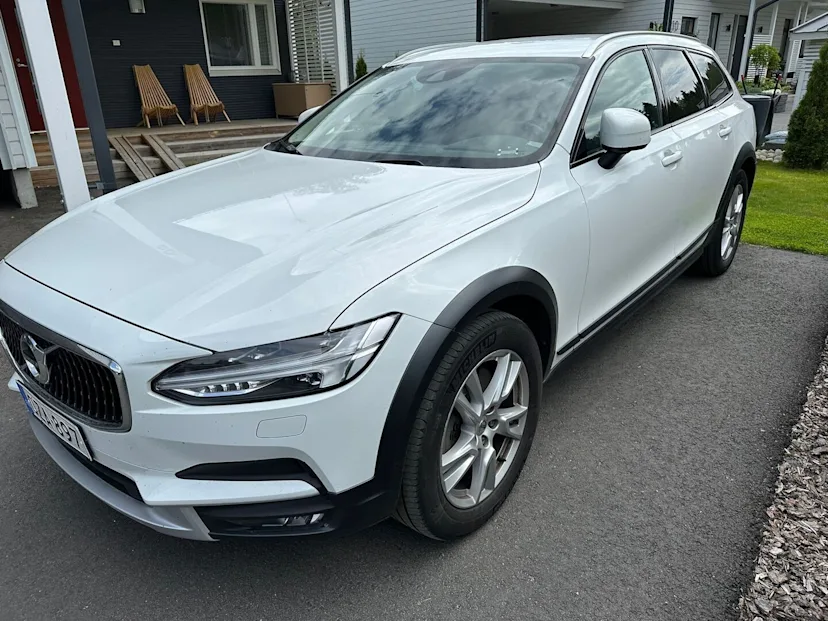 Volvo V90 Cross Country