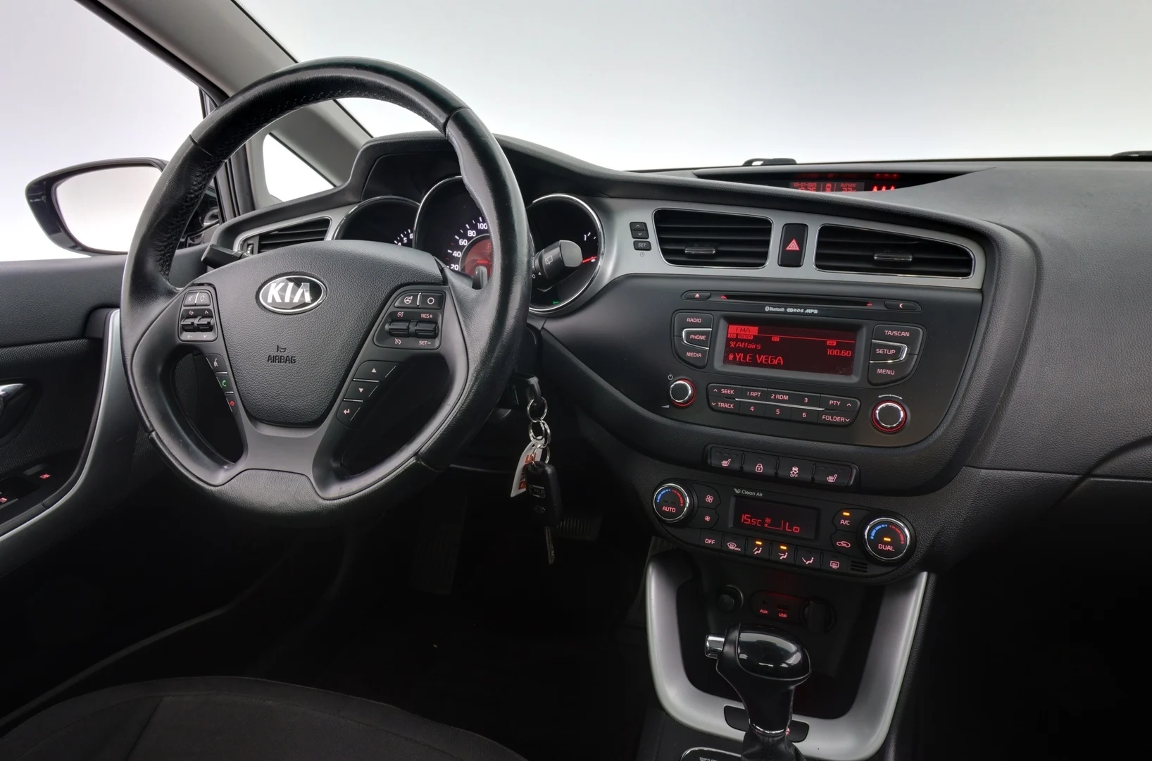 Car Image - 6TPPFqxEIFLxKmbsjwVj6u