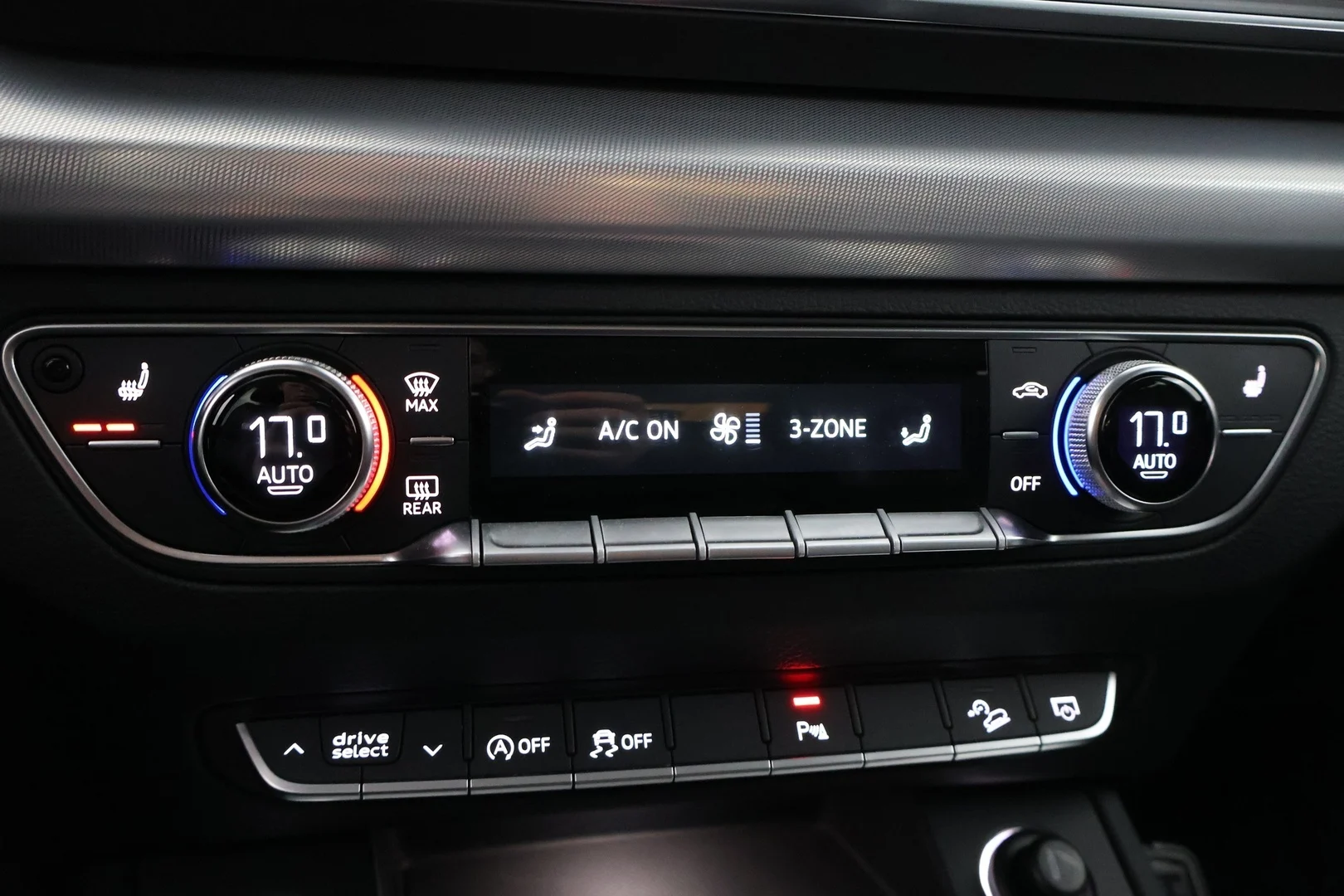Car Image - HMoefmrmAZi2sJYSM3Nkr