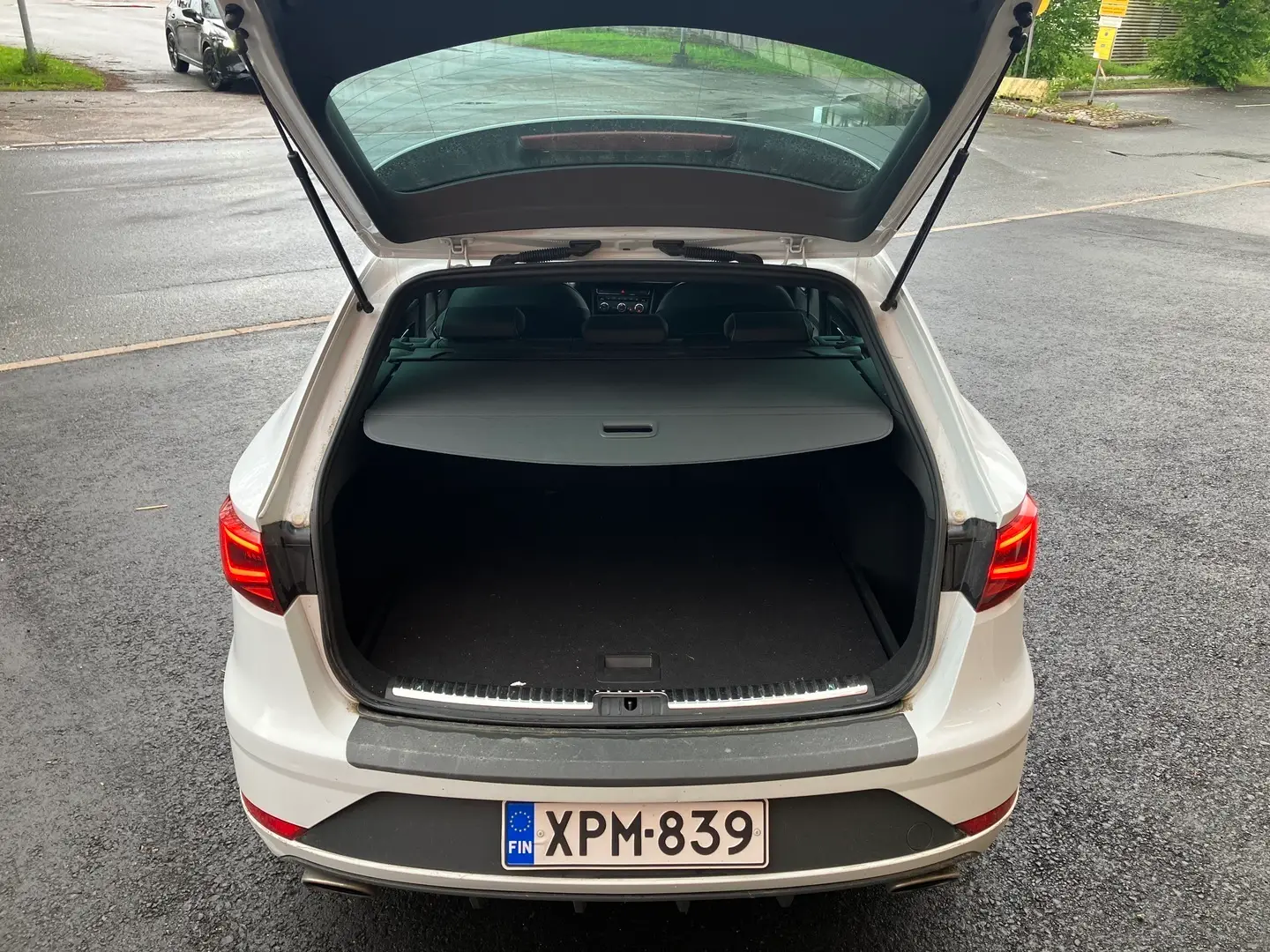 Car Image - 6vAIaqSjMPsIvbXpdZDY54