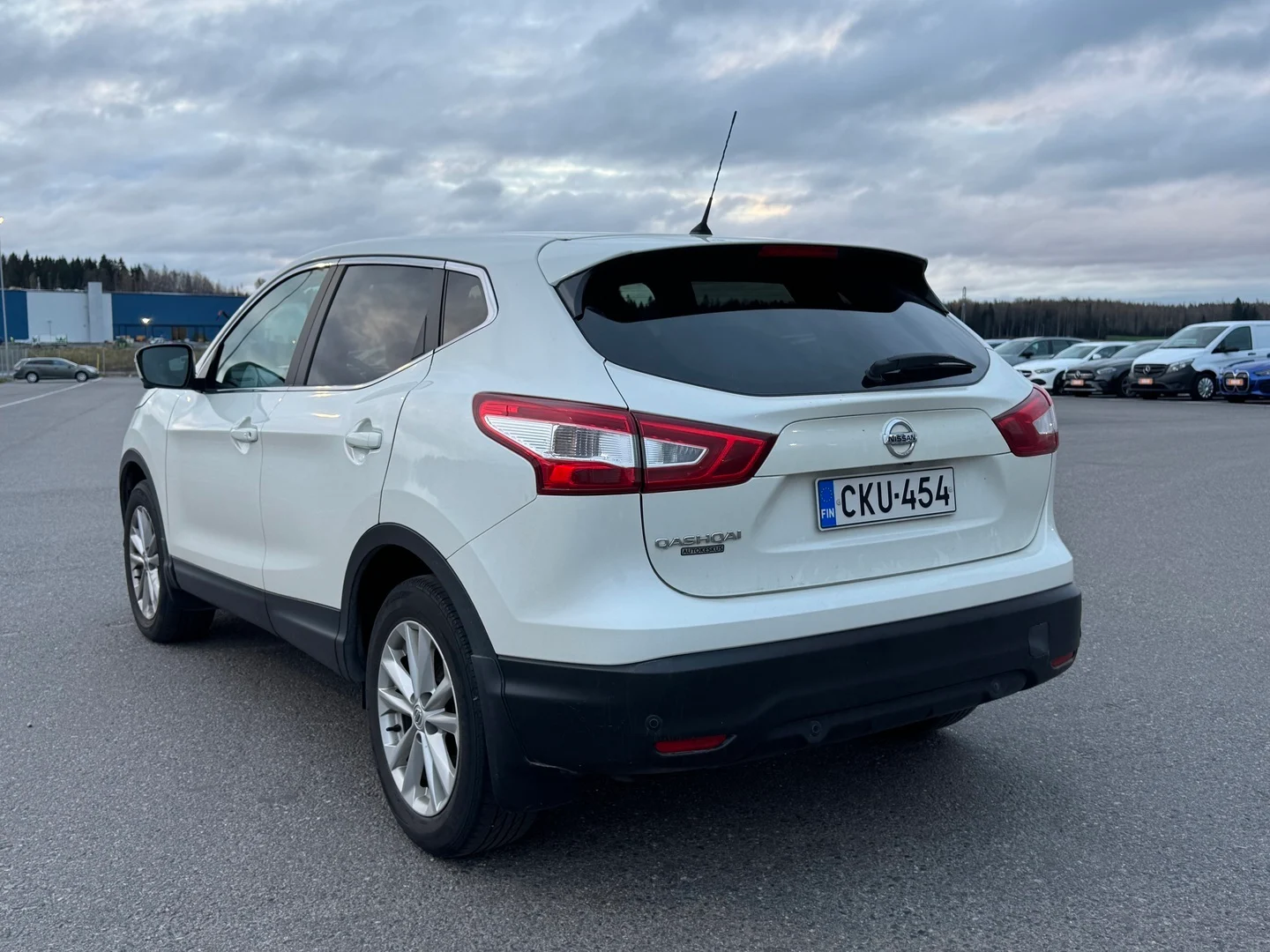 Car Image - 1Y9QqK4sLPM73WpZg4VpoV