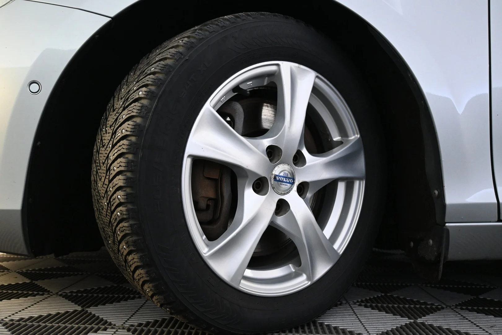 Car Image - 77AQ9AB32nHPd6DKXMfN9H