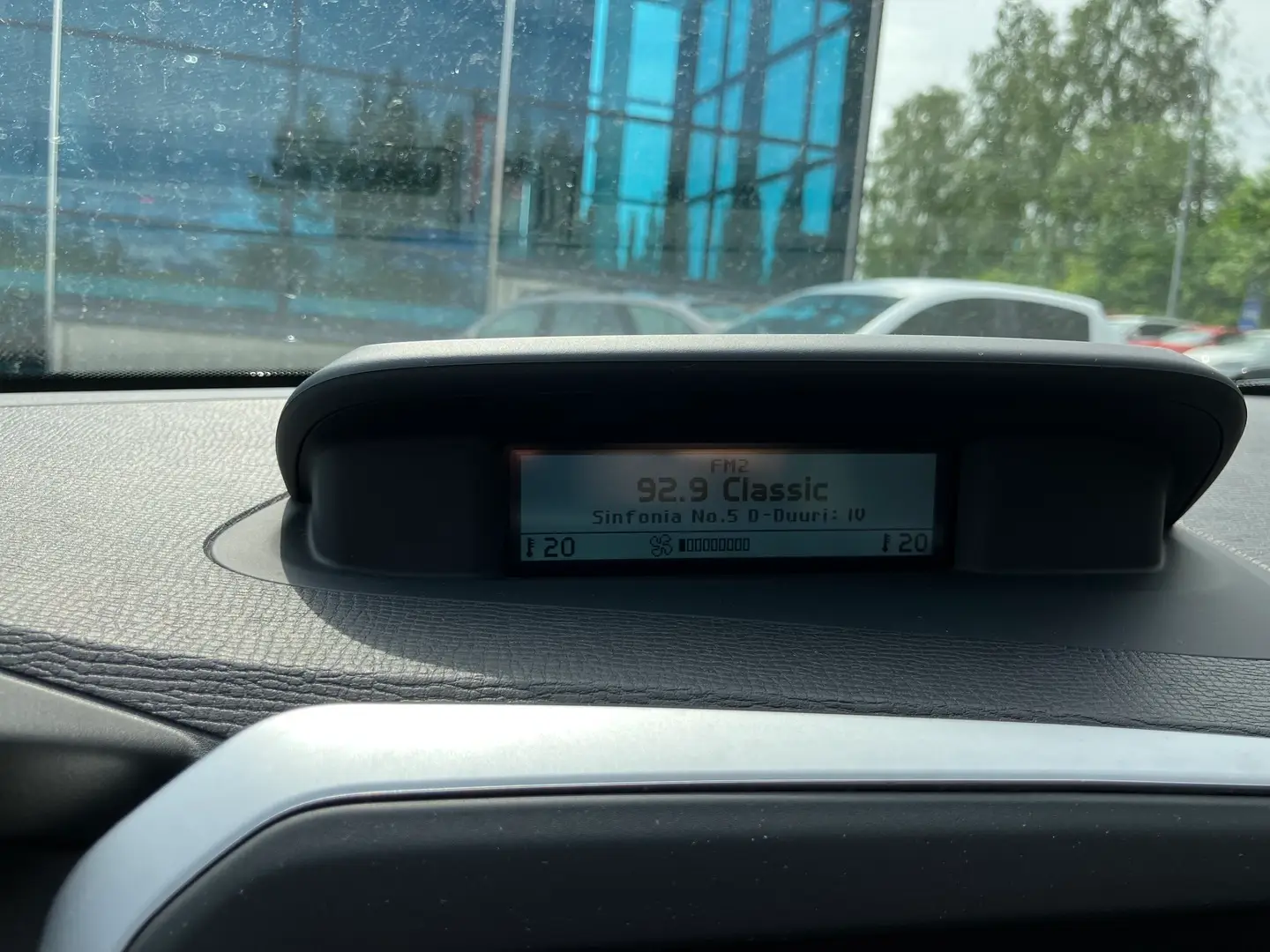 Car Image - 1ouhJNuYantcn0eC7Wdbrf