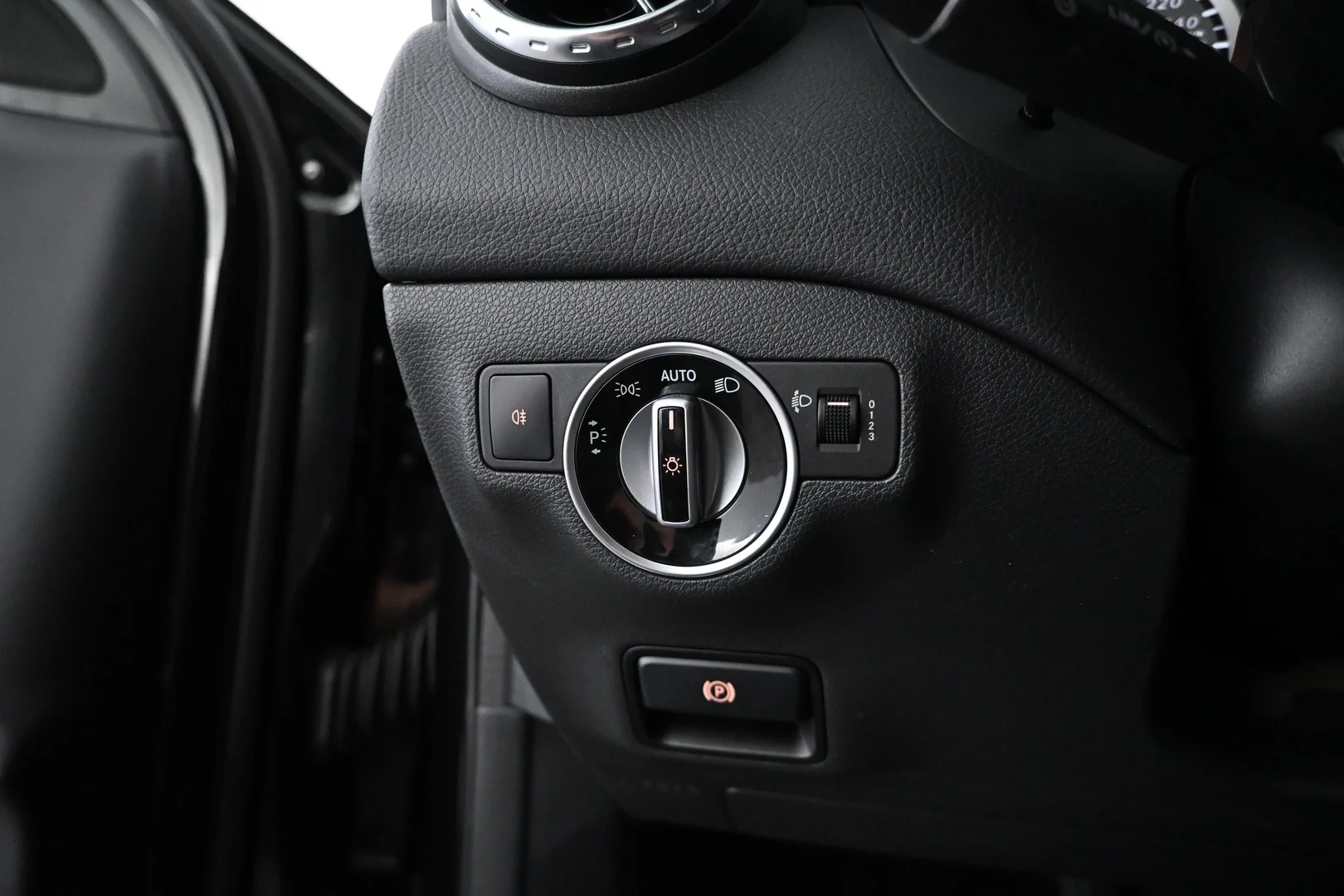 Car Image - 3N4KJFAhJXbRN5rSkdjHZY