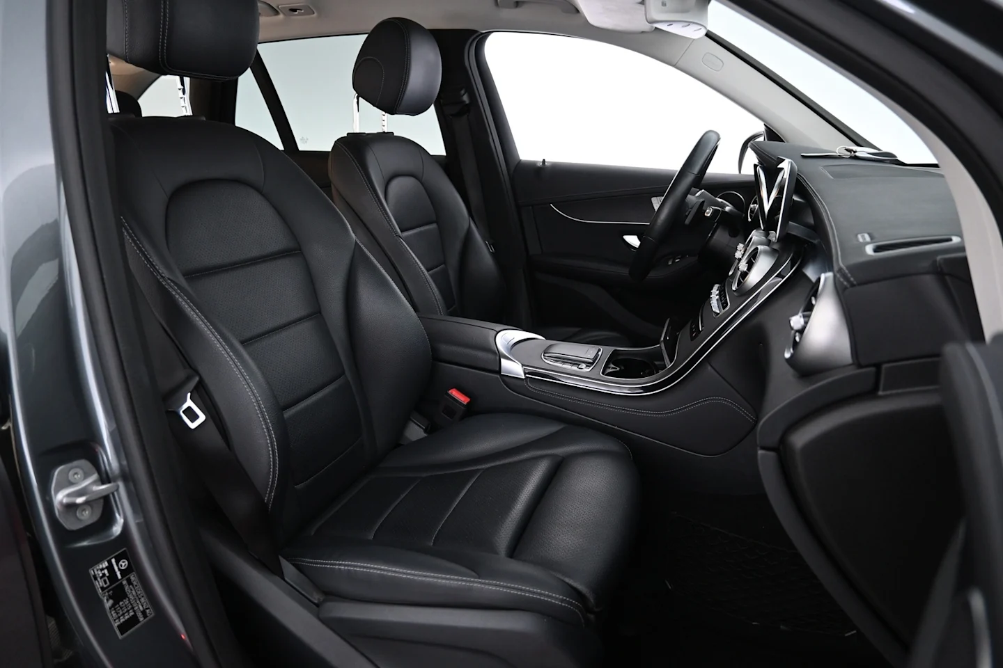 Car Image - 3f9tBbK7ecDpSY0Ya5jHpU