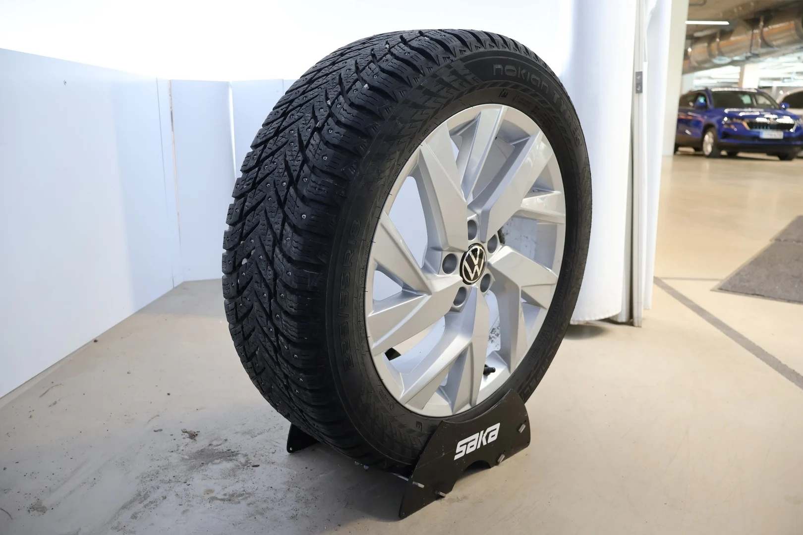 Car Image - 3iuRsQxIUsI2AMWSBKrcfO