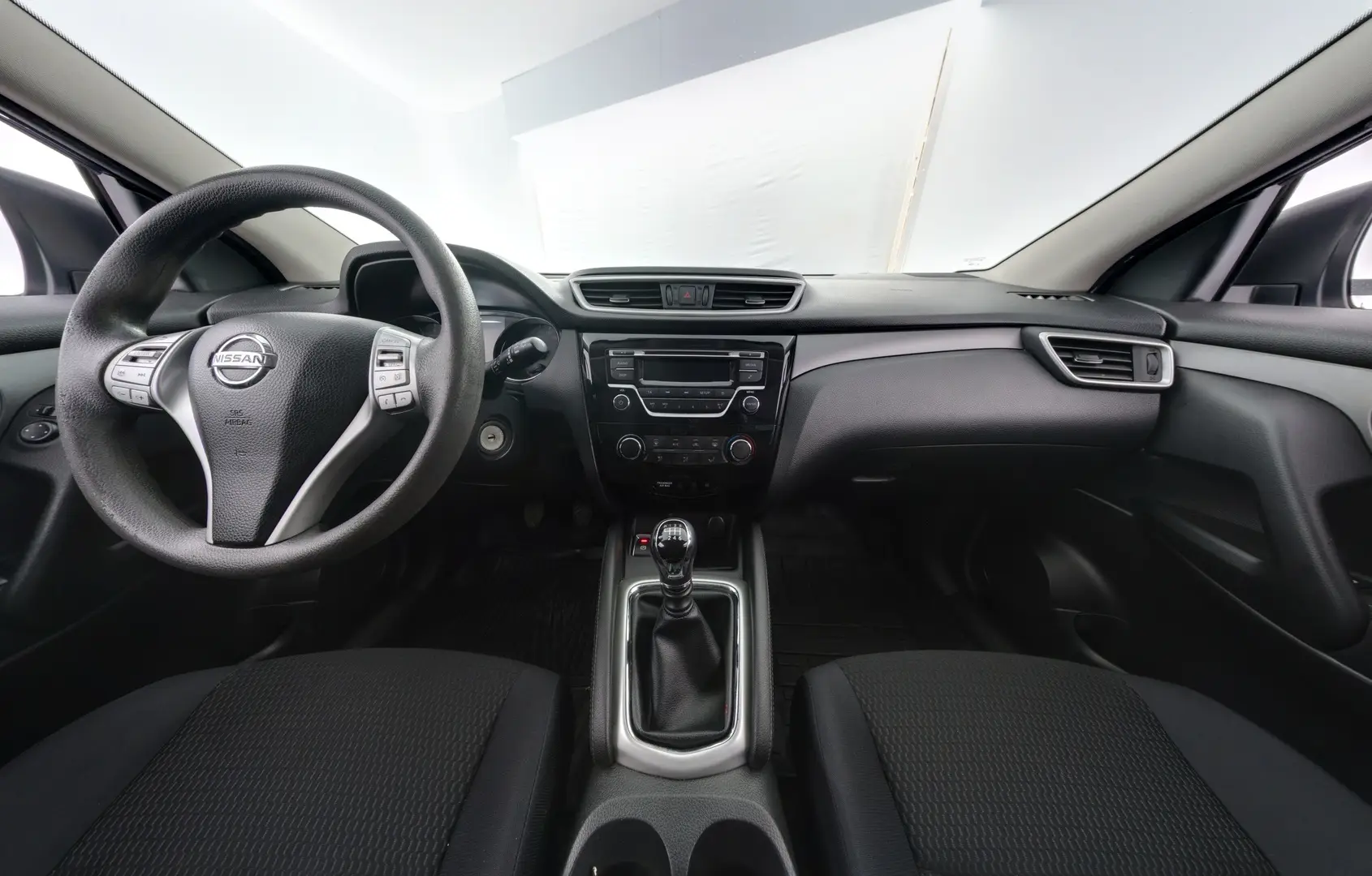 Car Image - 4V3EjnePG7LVuG1aPyBs5t