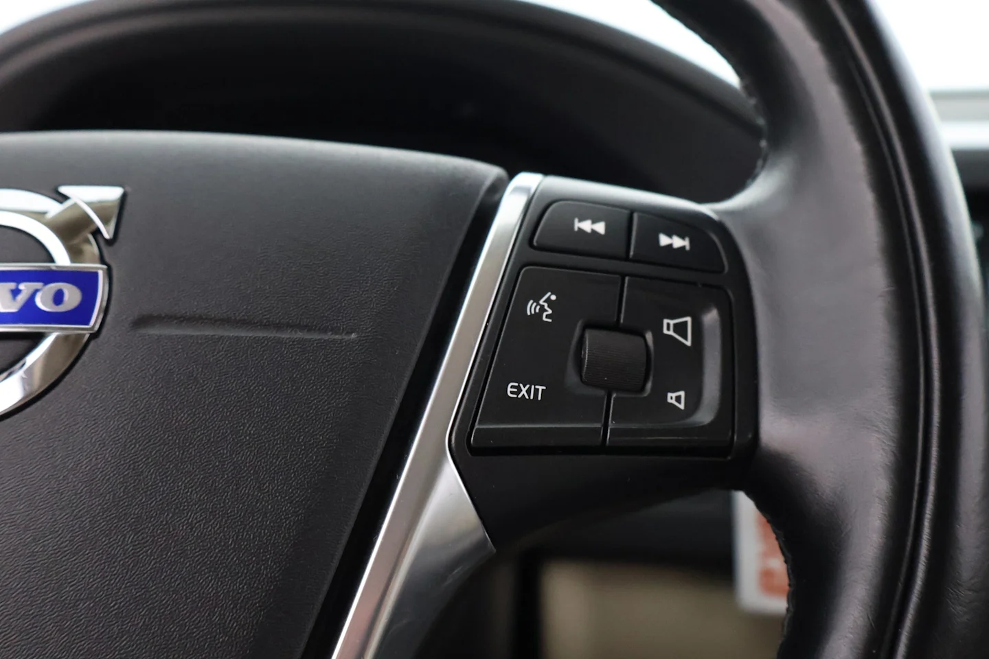 Car Image - 7uO7WNwBTanM1xSYvMFnpk