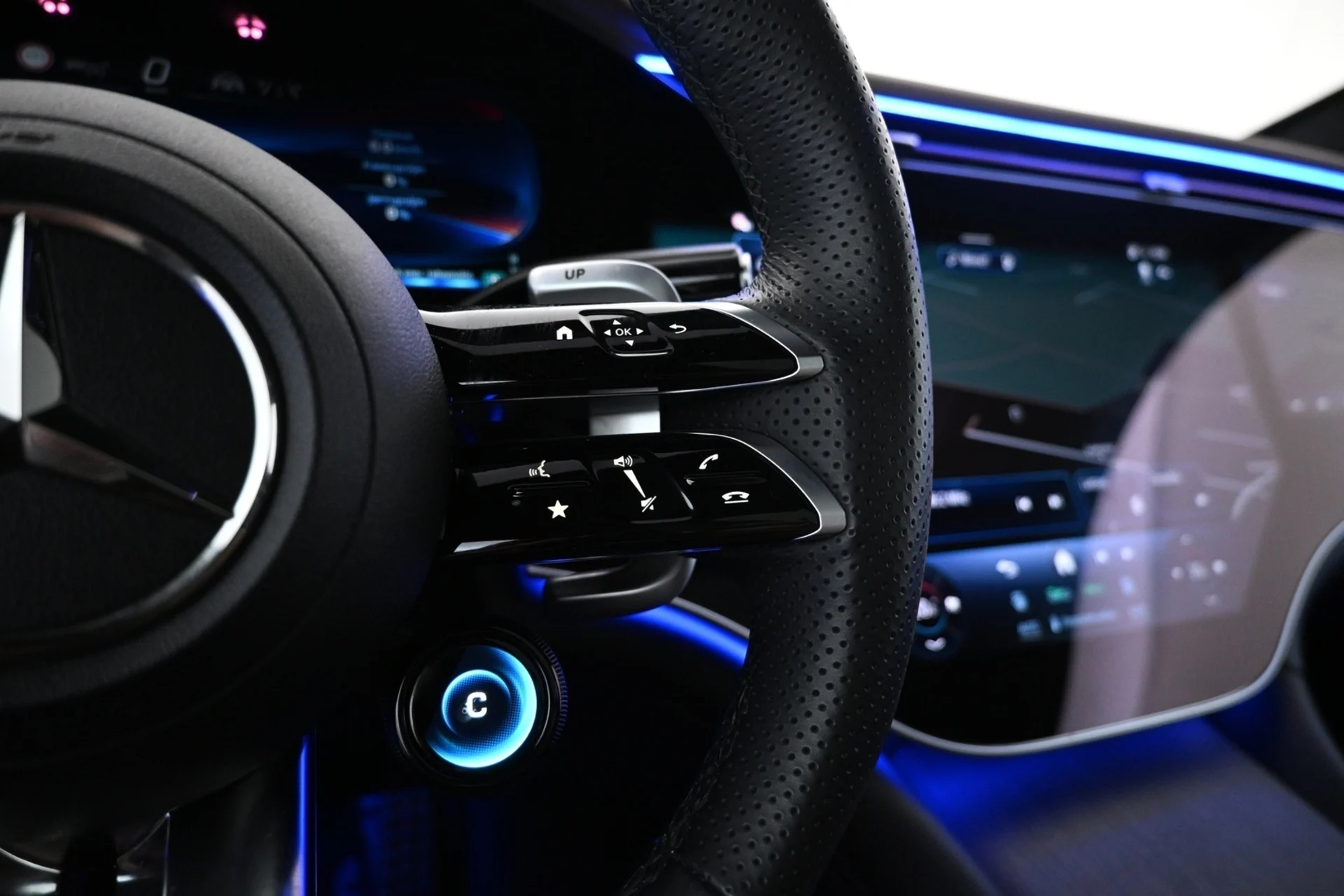 Car Image - 5Q9anwwMq0HcScc3CxXV3G